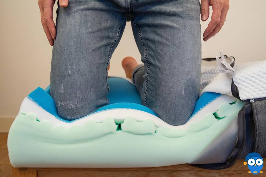 Kneeling on the Emma mattress